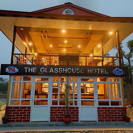 The Glasshouse Hotel Kawasoti Dış mekan fotoğraf