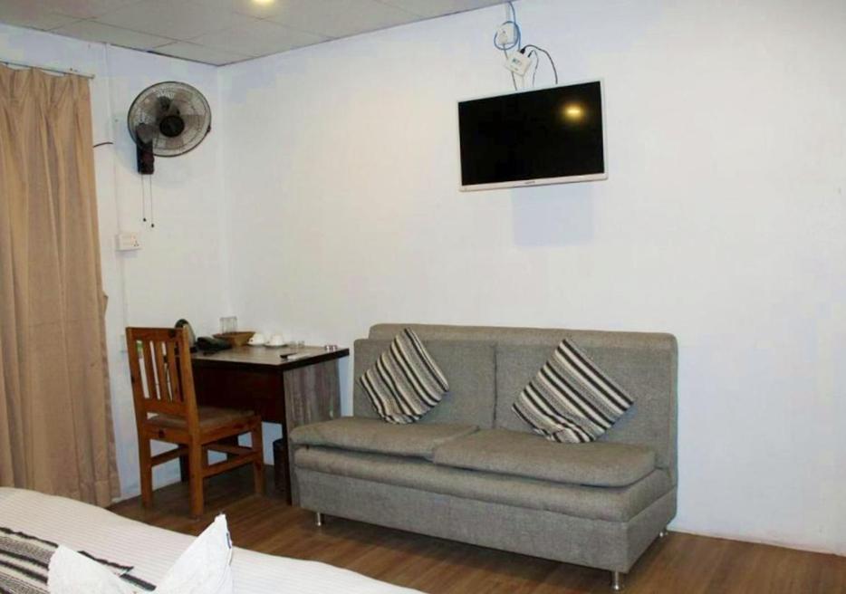 The Glasshouse Hotel Kawasoti Dış mekan fotoğraf